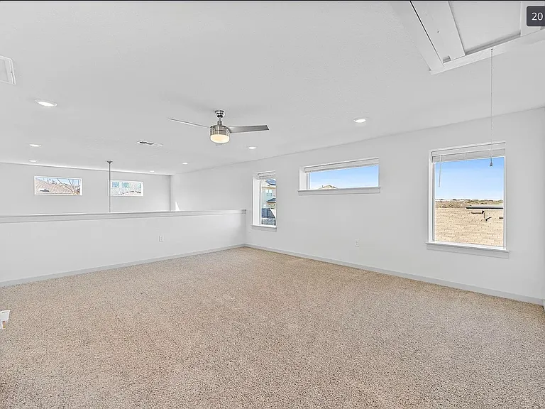 14004 Lubeck Dr — Photo 14