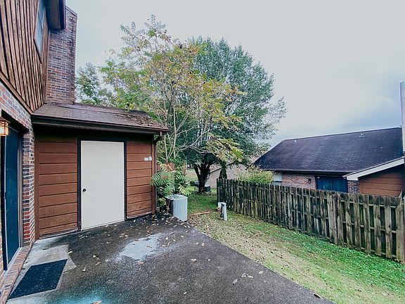 4th image of 2915 La Villas Dr APT 704