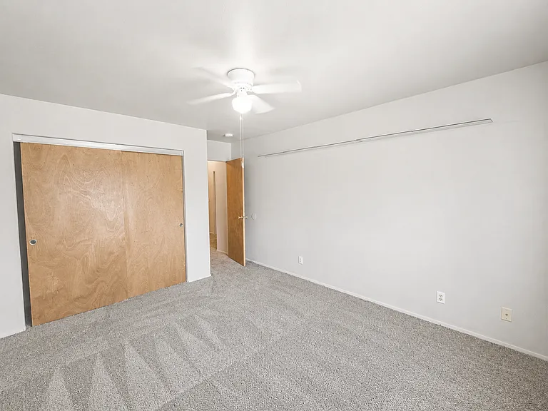 2950 NE Nikki Ct #D — Photo 22