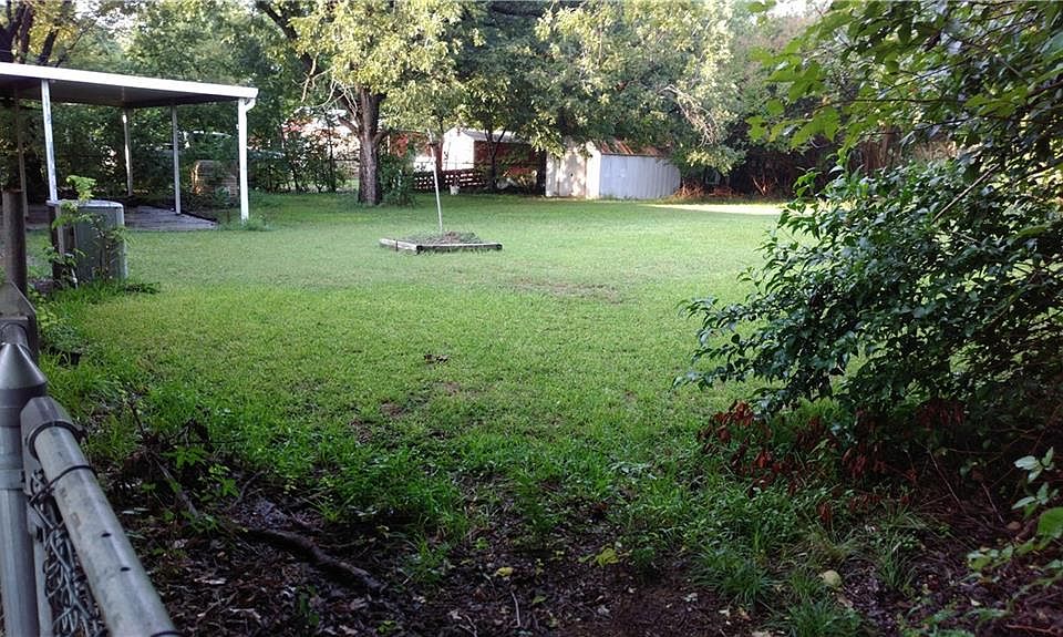 2nd image of 2732 Spruce Park Dr