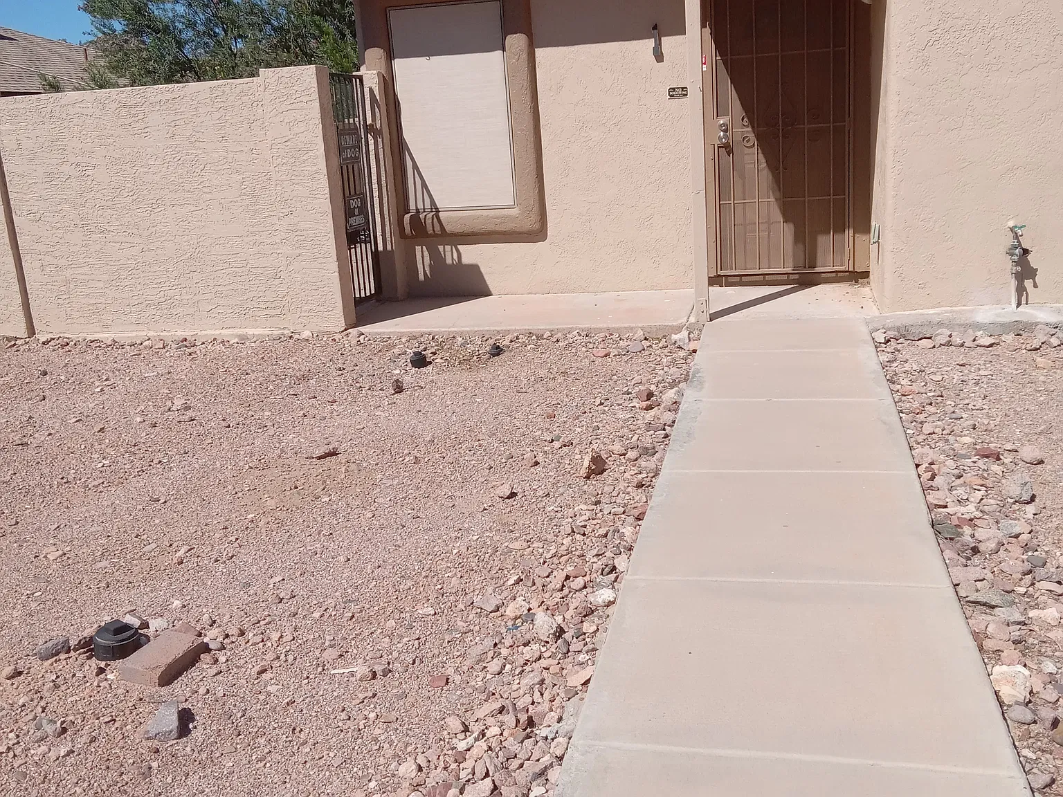 2 bed, 990 sqft, $1,300 — Photo 1