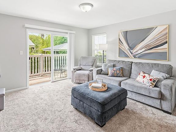 5th image of 1202 Spring Creek Ln