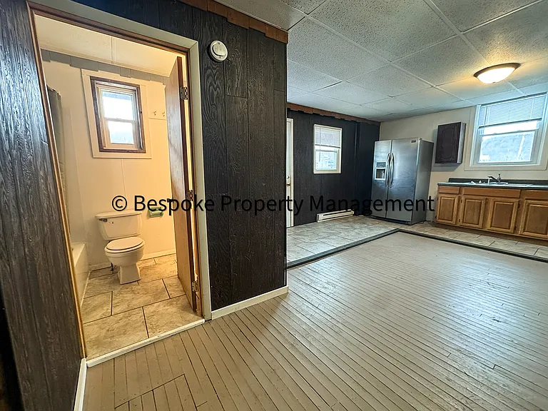 158 Main St #1 — Photo 6