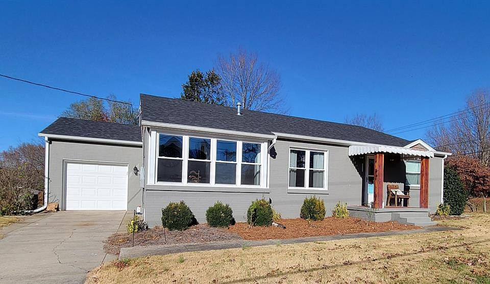 1st image of 733 Old Main St