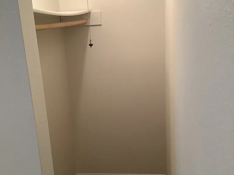 2360 Yale Ave E #2 — Photo 5