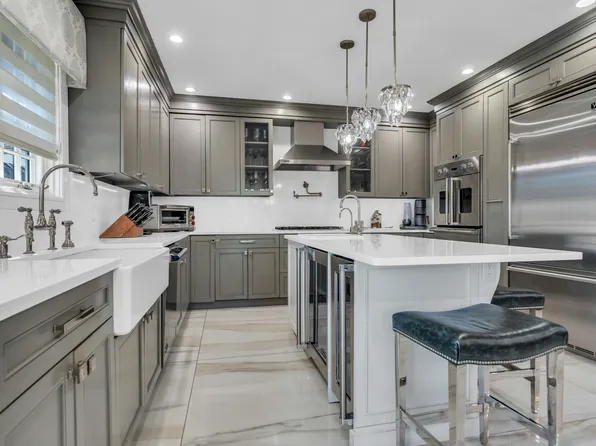 14-63 Burton Street image 13 of 35