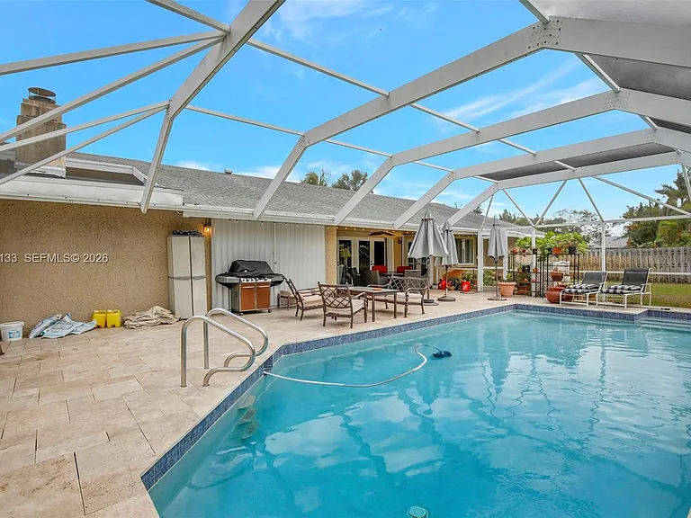 5320 SW 21st Ct — Photo 44