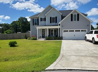 106 Ridge Cove Ln, Swansboro, NC 28584
