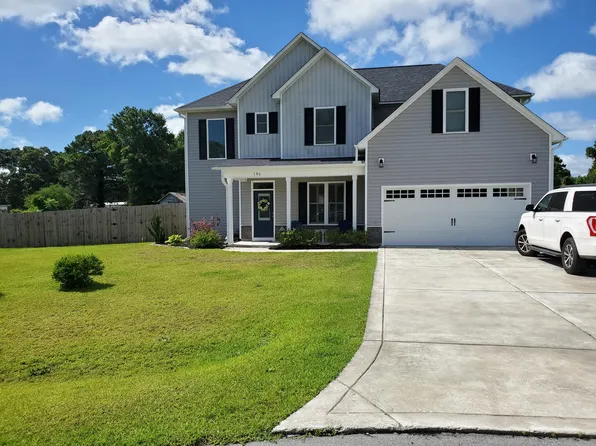 106 Ridge Cove Ln, Swansboro, NC 28584