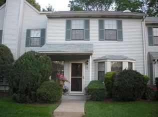 1402 Maplecrest Rd, Edison, NJ 08820