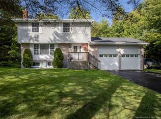 6 Islay Dr, Rothesay, NB E2E 3J1