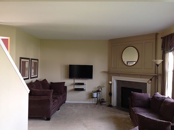 4th image of 7900 Newbury Dr