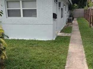 1041 NE 33rd St, Oakland Park, FL 33334