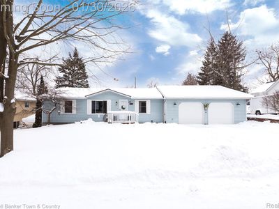 1315 Central Ave, Howell, MI, 48843