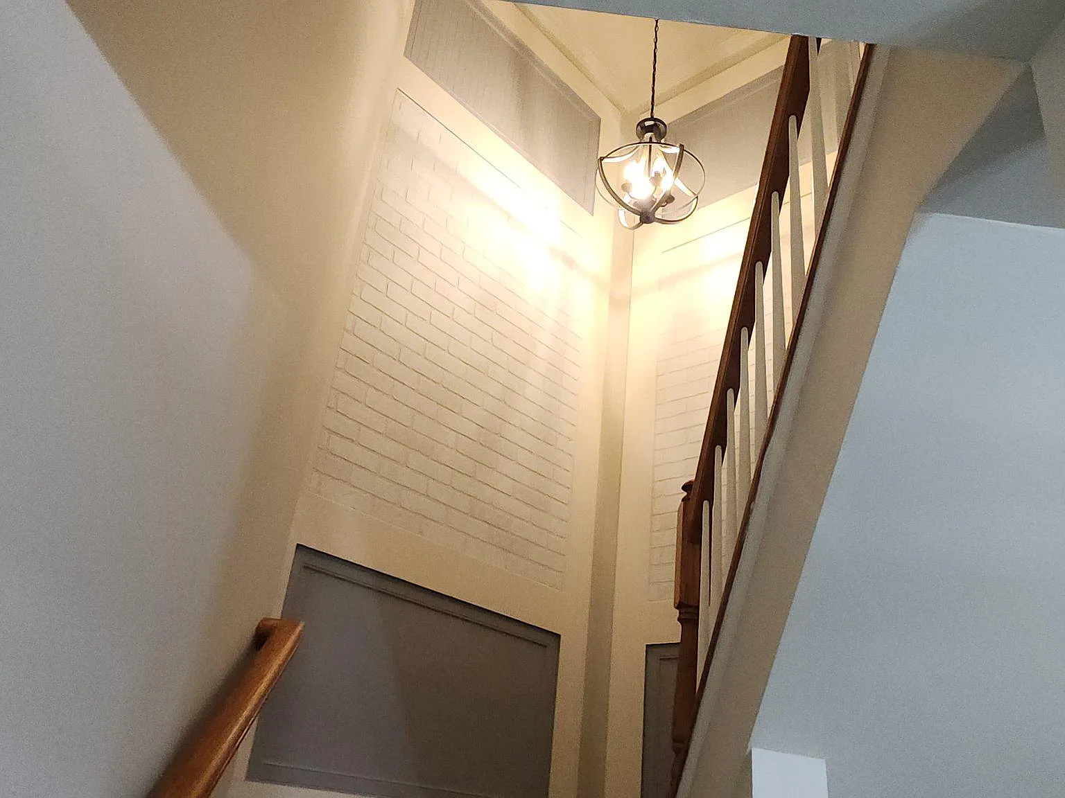 3 bed, 2.5 bath, 1722 sqft, $2,600 — Photo 4