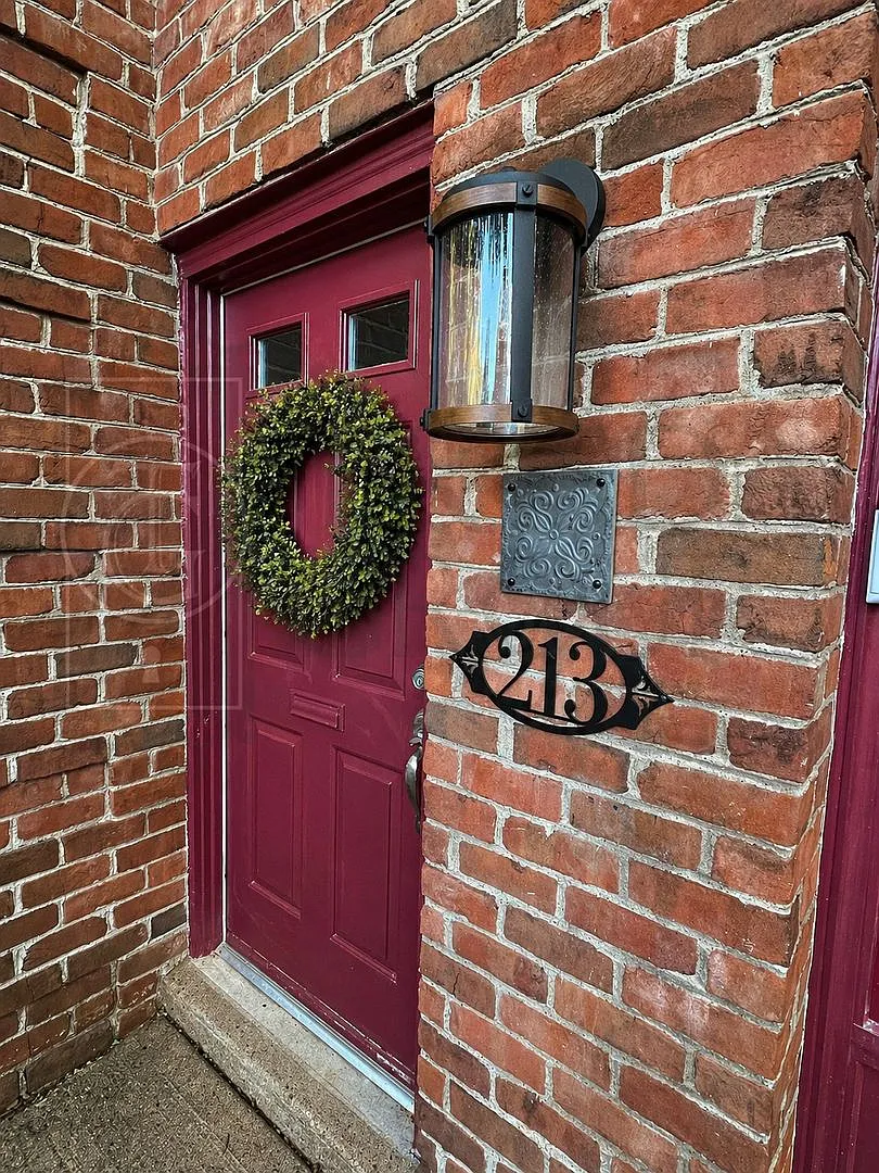 Move In Ready 2br/1.5 Ba Brick Townhome W/ Garage, Ac, Dog Park, Parking, Deck, Pets Welcome! — Photo 2