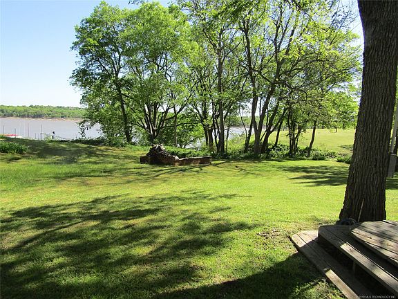 5th image of 4426 Lakeshore Dr