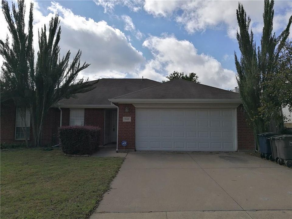 1st image of 7448 Arbor Park Dr
