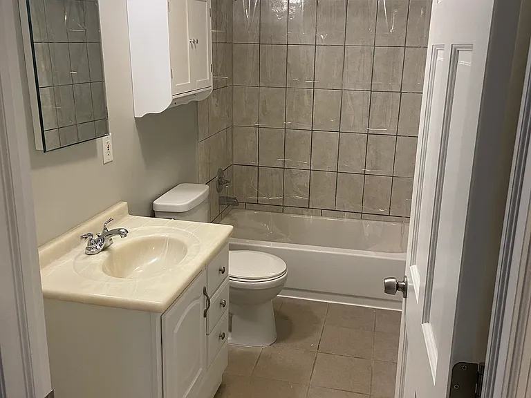 52 Phillips Rd #3 — Photo 3