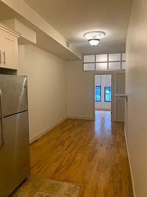 Rented by Compass | media 11