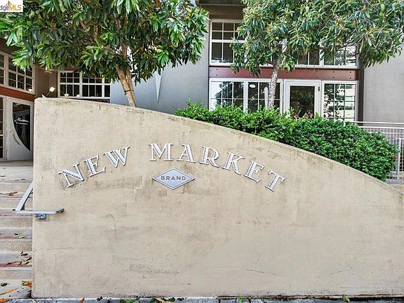 5th image of 201 4th St APT 601