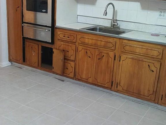 3rd image of 2060 Pearson Street # Fl 1