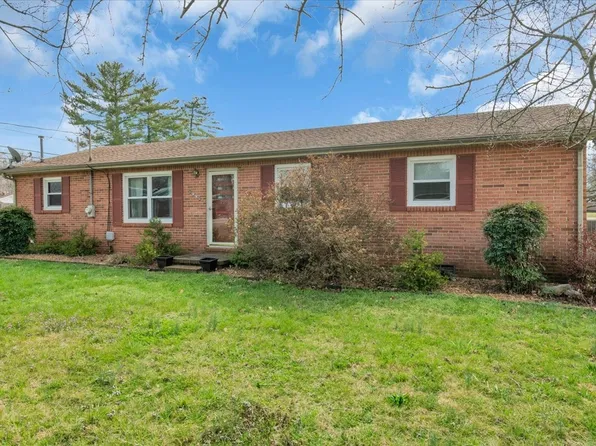 1001 Henley St, Decherd, TN 37324