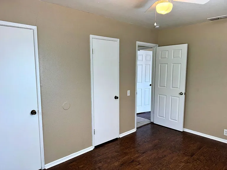 1502 Parkdale Dr — Photo 17