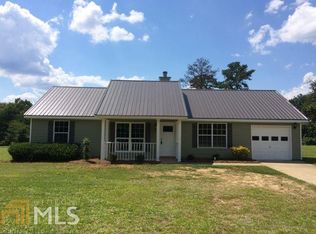 489 Oakland Rd, Gay, GA 30218