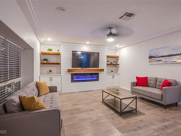 5th image of 413 Estella Ave