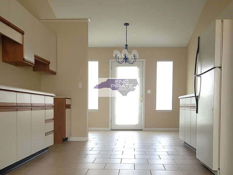 4126 B Bridge Ct #1 — Photo 2