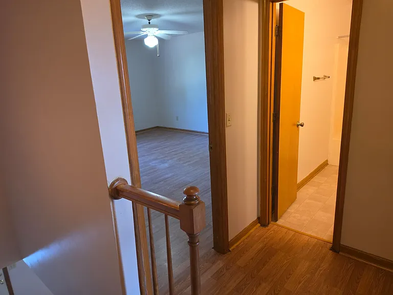 180 Glenwood Dr #1612 — Photo 6