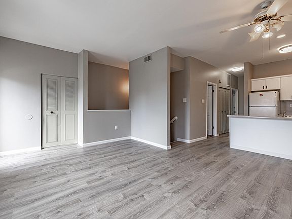 5th image of 3829 McRee Ave #A