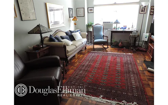 Rented by Douglas Elliman | media 4