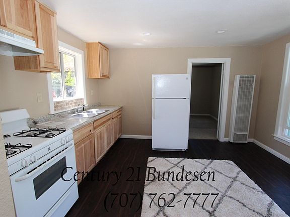 5th image of 801 Cherry St #B