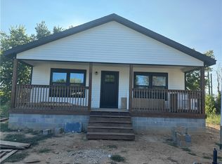 304 Forest Ave, Green Forest, AR 72638