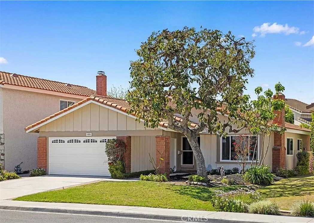 4 bed, 1644 sqft, $2,550 — Photo 2