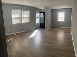 1503 Adams Cir, Hampton, VA 23663