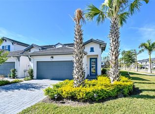 7597 Carnegie Way, Naples, FL 34119