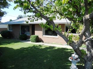 502 Cherry Ln, Grandview, WA 98930