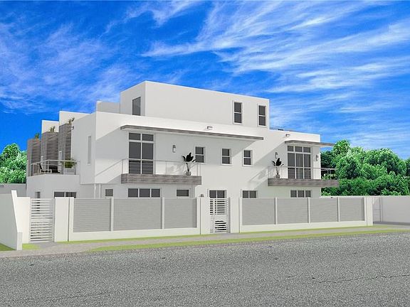 2nd image of 1226 NE 15th Avenue