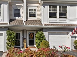 142 Underhill Ln, Peekskill, NY 10566