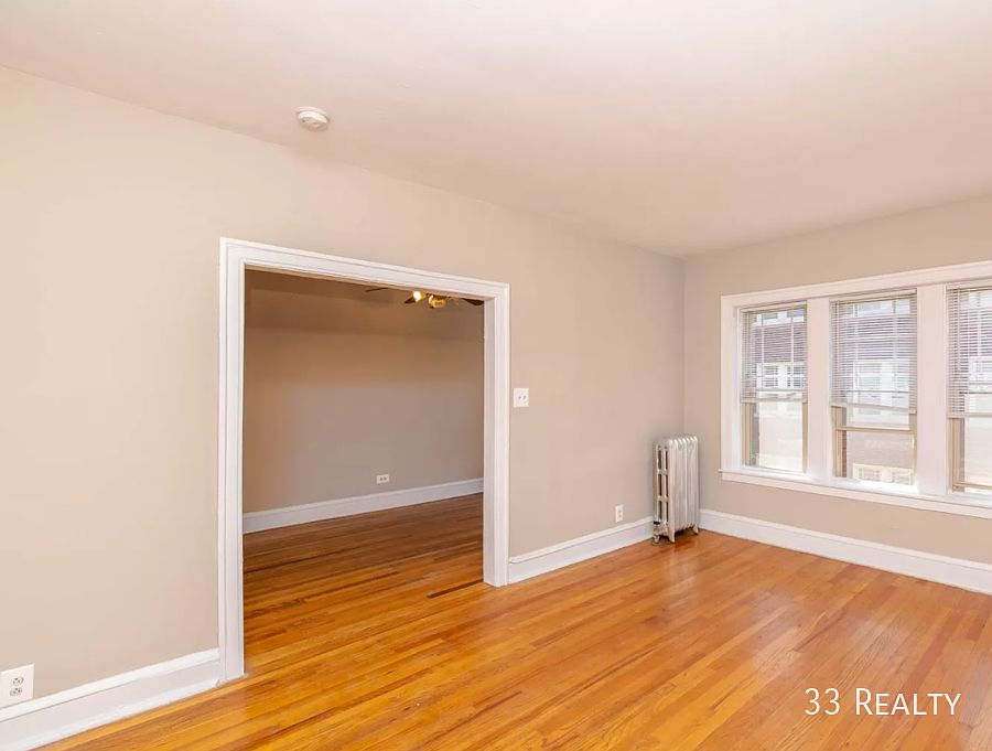 1st image of 1331 W Touhy Ave APT 3N