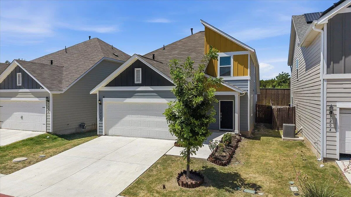 3 bed, 2.5 bath, 1793 sqft, $2,900 — Photo 3