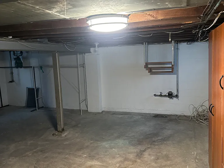 639 Morse Rd — Photo 5
