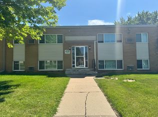 428 Commodore Dr #7, Mankato, MN 56001