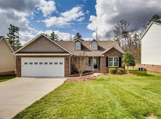 204 Santa Fe Cres, Thomasville, NC 27360