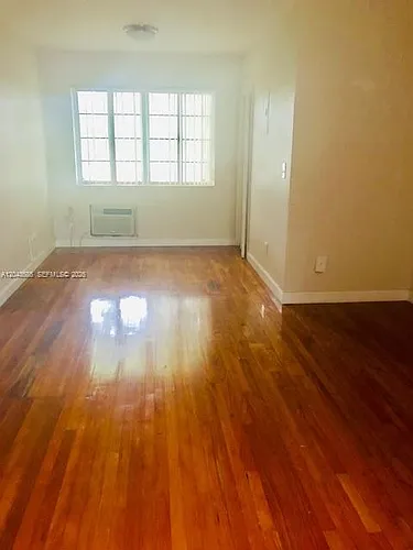 1008 E Ponce De Leon Blvd #3 Photo 1