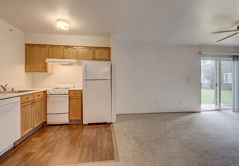 The Vintage at Arlington Senior Apartments — Photo 18