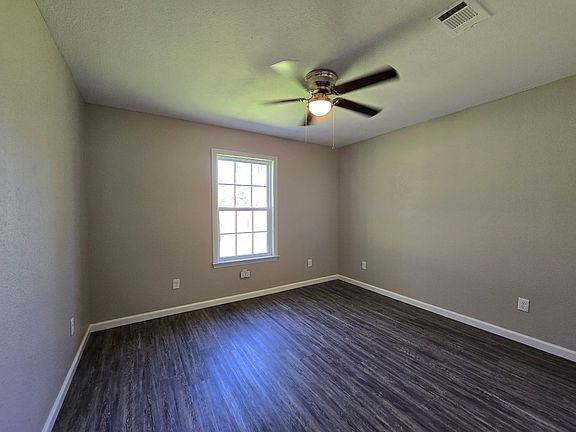 4th image of 311 Greenridge Dr
